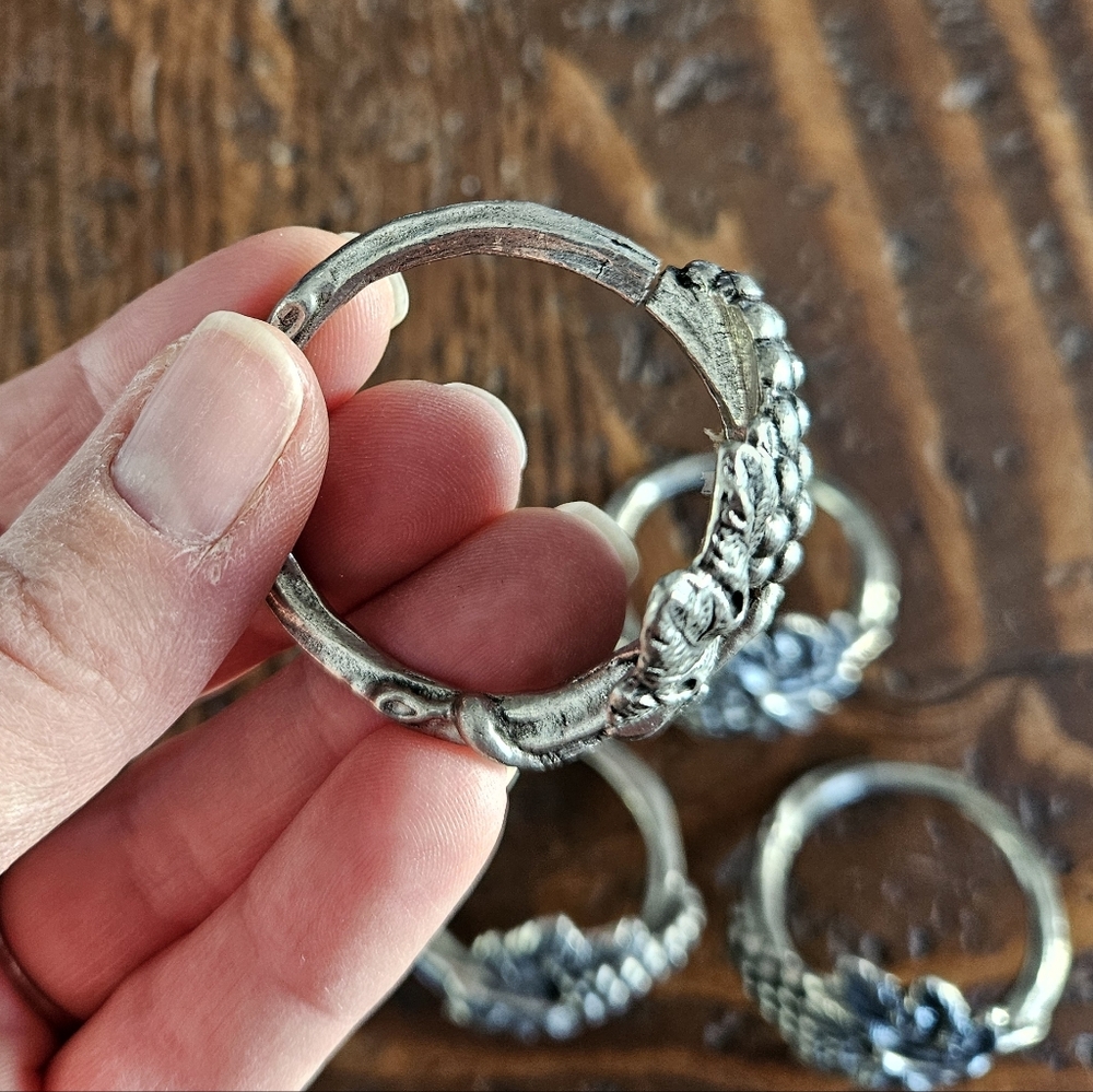 Grape Themed Napkin Rings 4 - Picture 2 of 5